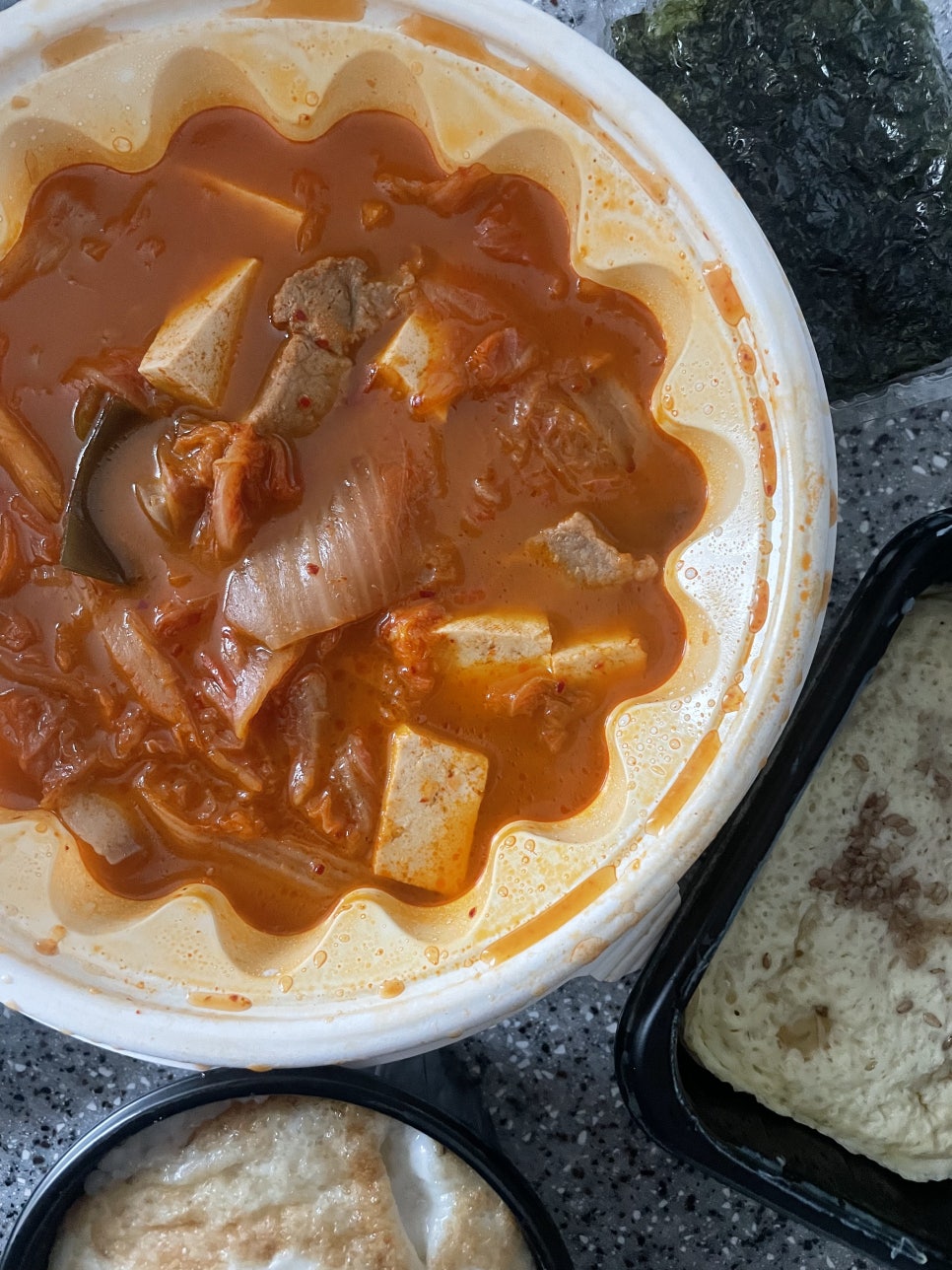 고기반햄반찌개 이미지