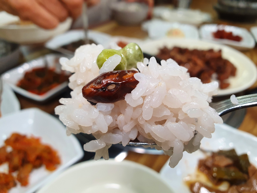 엄마네 돌솥밥 이미지