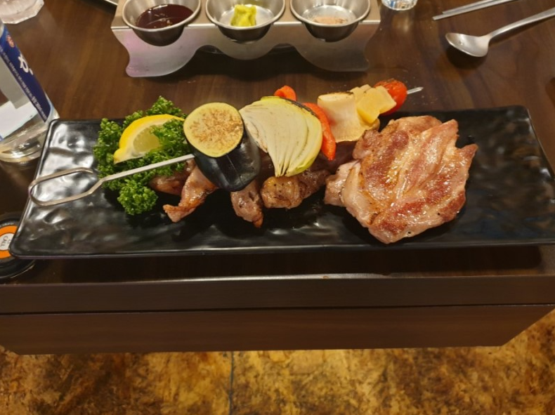 하몽돼지 이미지