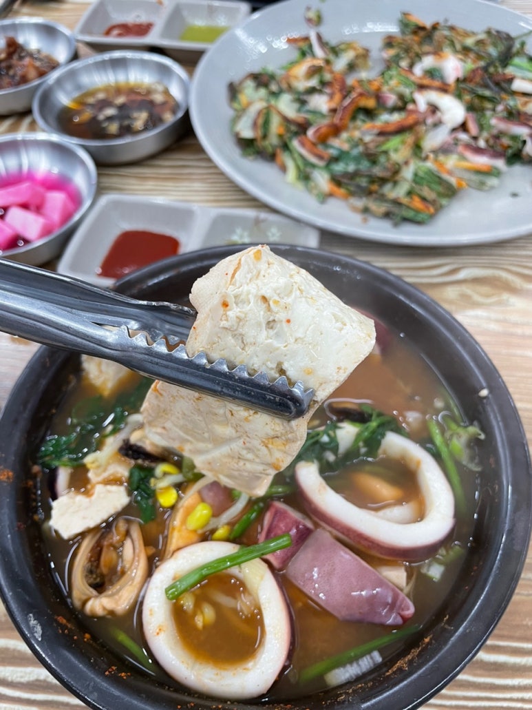 통영해물뚝배기 이미지
