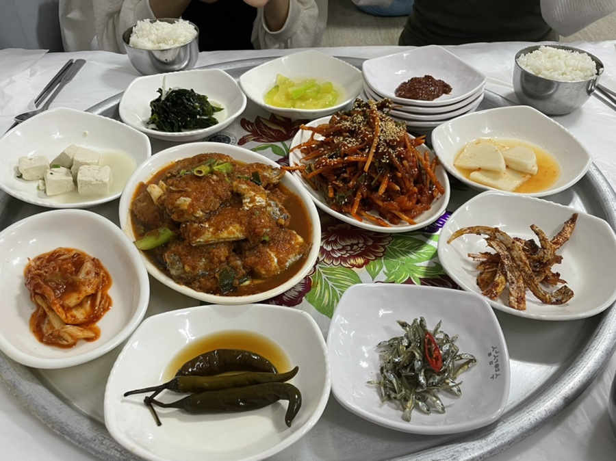 노랑고래 이미지
