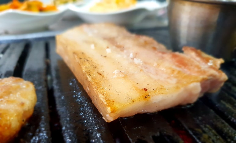 지리산토종흑돼지 이미지