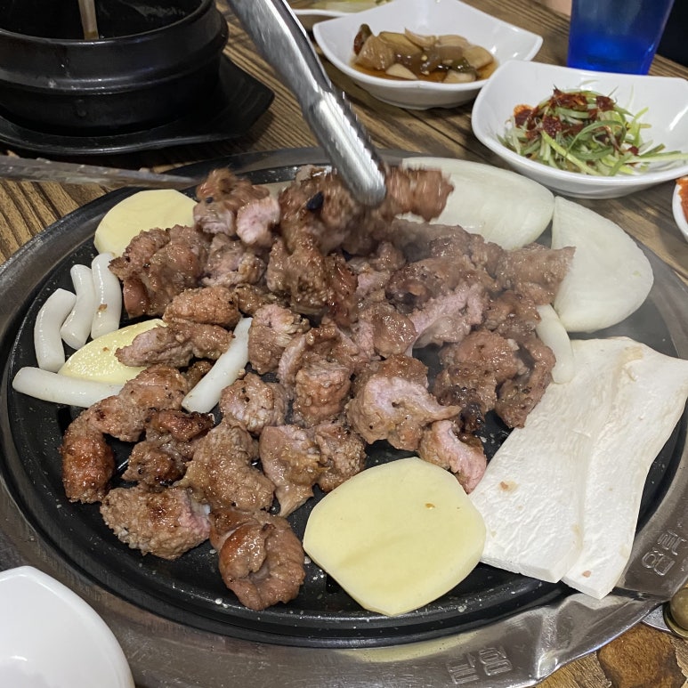 건방진오돌뼈 이미지