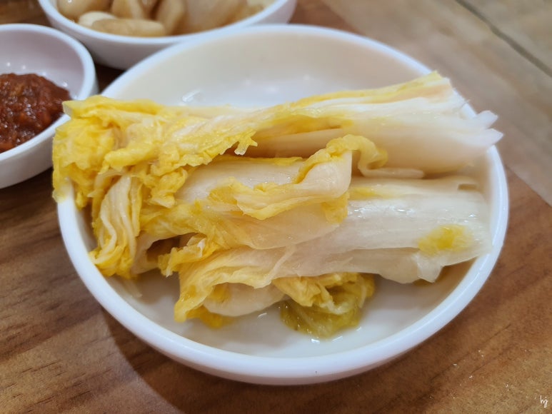 한방이쁜오리 이미지