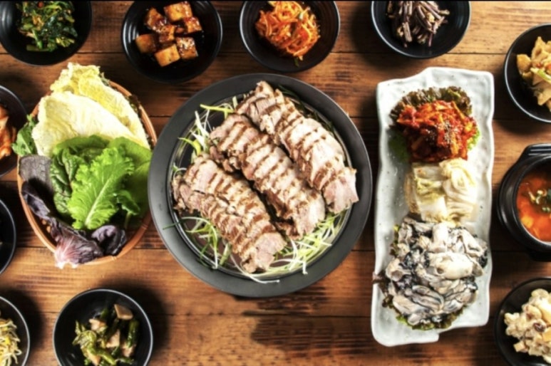 우렁이쌈밥 이미지