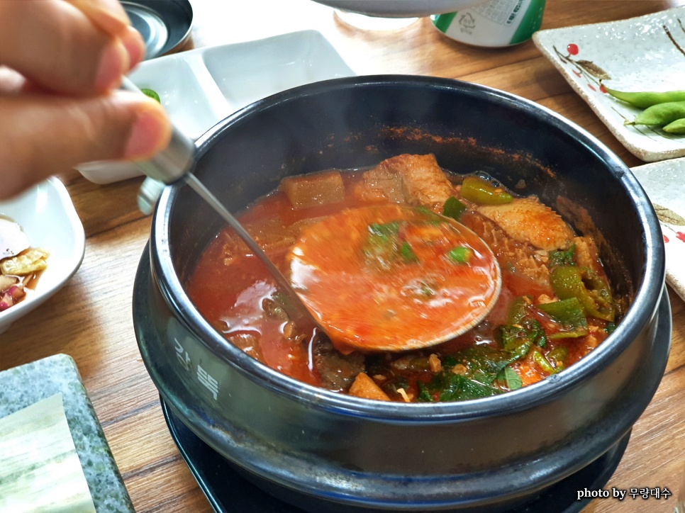 봉산암반수송어회 이미지