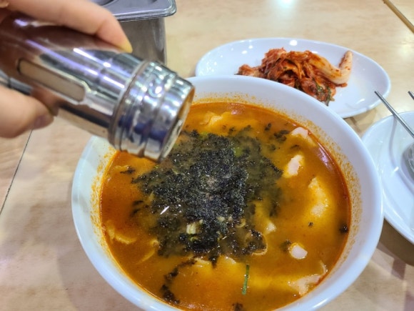부부손칼국수 이미지
