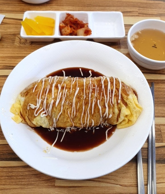 윤김밥구리꽃길점 이미지