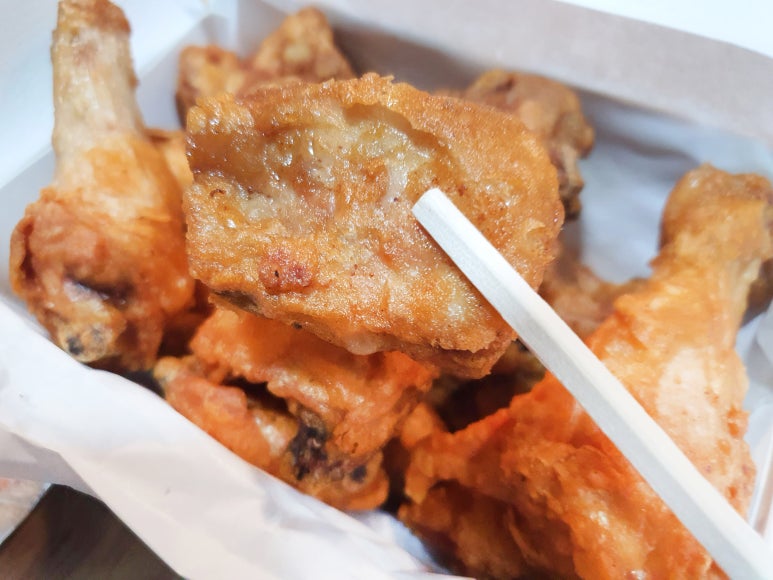 동근이숯불두마리치킨 이미지