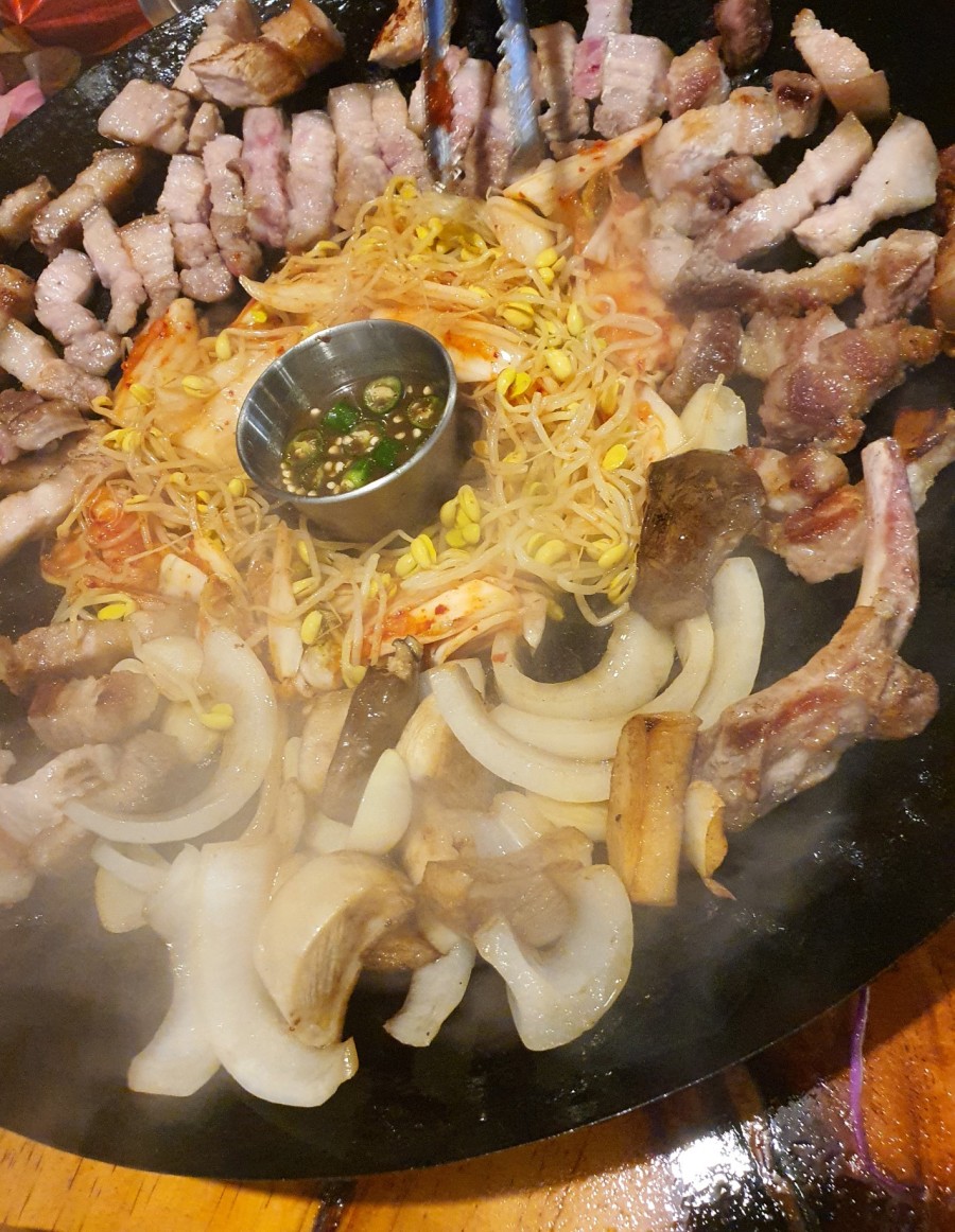 산방산흙돼지맛집 이미지
