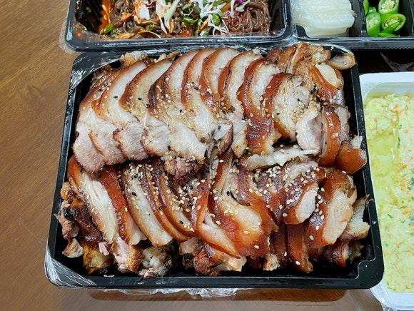 숯불에구운족발인천 이미지