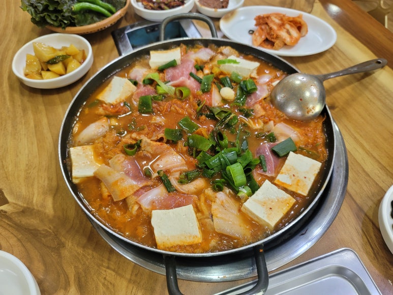 금호정생오리탕 이미지