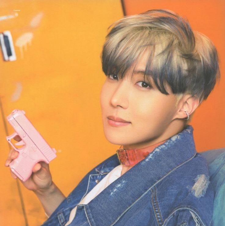 제이홉(J.HOPE) 이미지