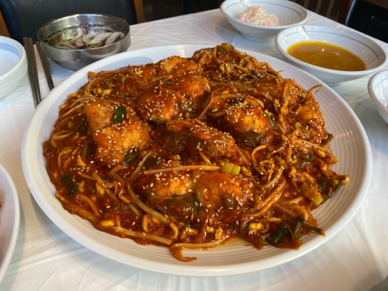 평화아구찜 이미지