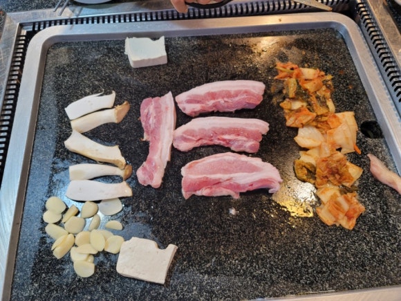 명성소금구이 이미지