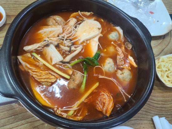 경성만두요리 이미지