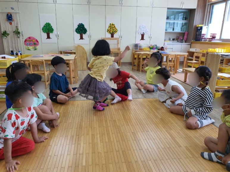 놀이톡협동조합 이미지