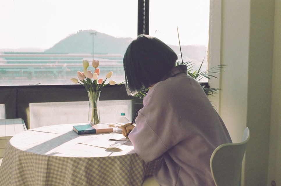 일러스트레이터의작업실 이미지