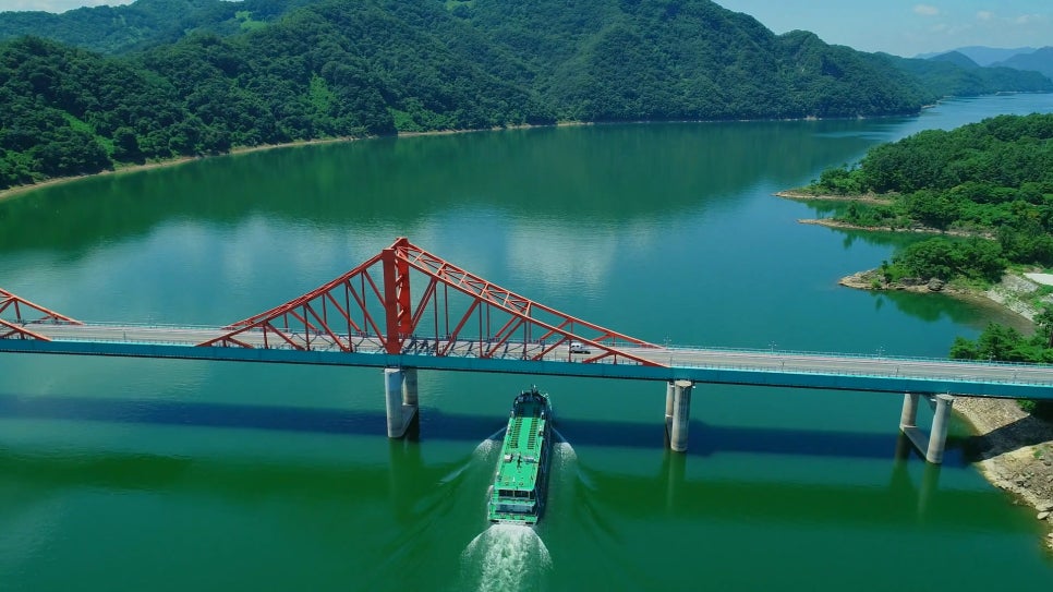 충주호관광선 이미지