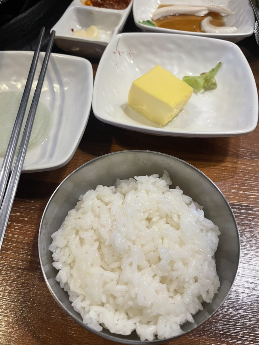돈꿈솥뚜껑삼겹살 이미지