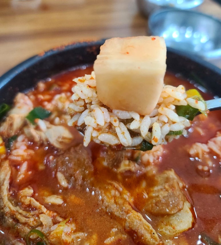 달봉아얼큰한뼈해장국 이미지