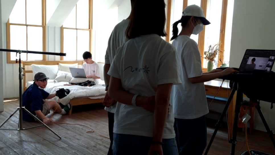 위즈엔터테인먼트 이미지
