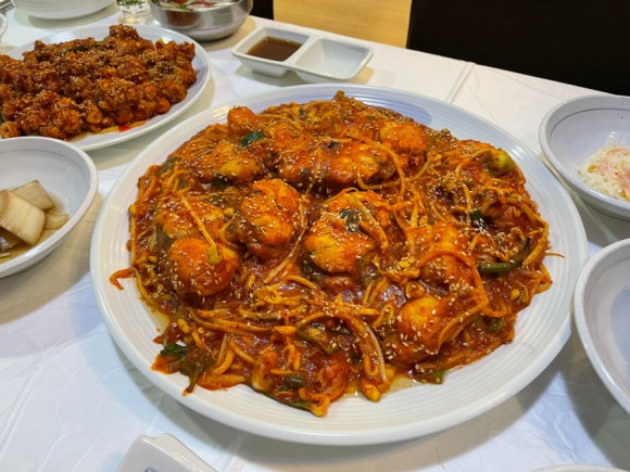 평화아구찜 이미지