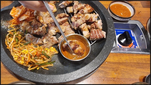 제주까망돼지 이미지