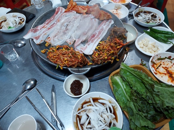 오리뚱 대패 삼겹살 이미지