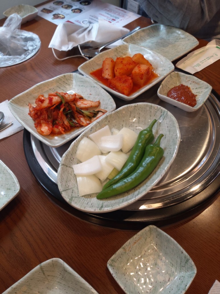 고래감자탕 신사점 이미지