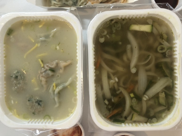 멸치칼국수·만둣국 이미지