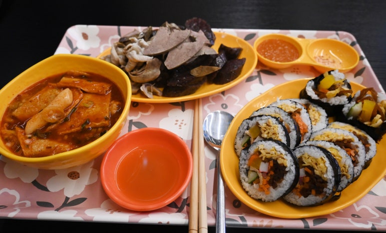 엄마김밥 이미지