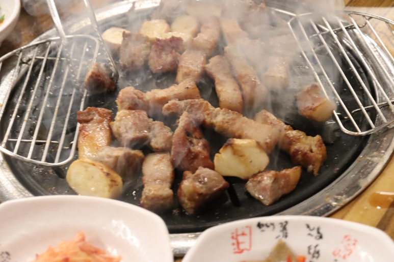 이참흑돼지 이미지