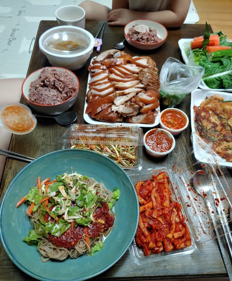 신흥왕족발 이미지