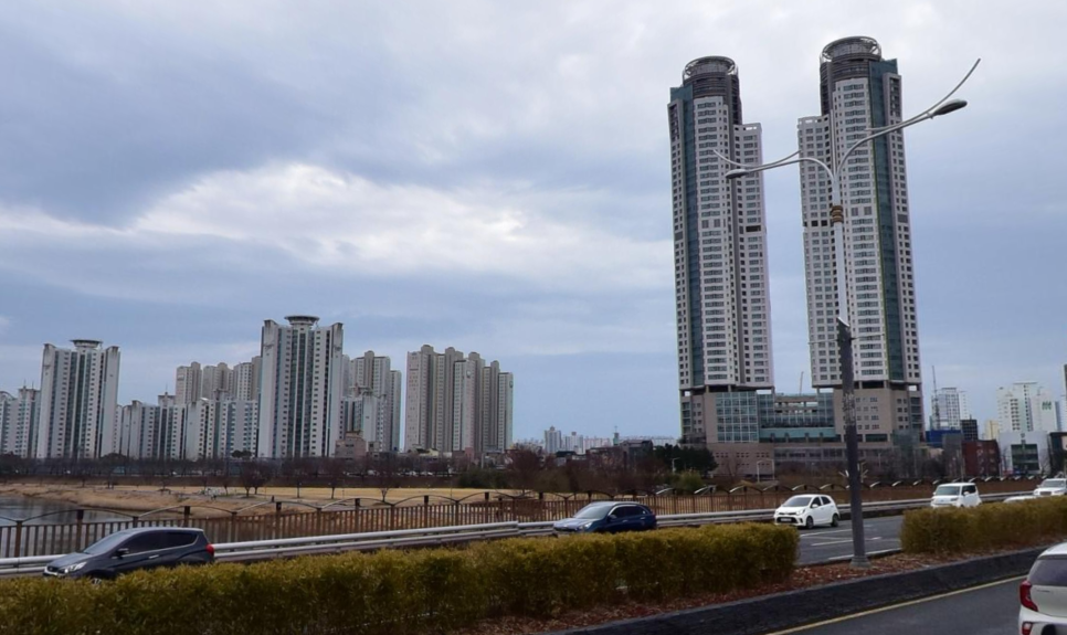 주식회사 두산시스템 이미지