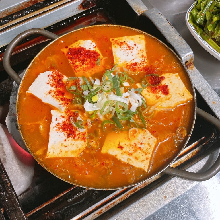 명품연탄 이미지