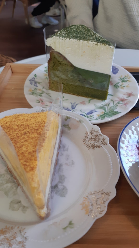 찐카폐 이미지