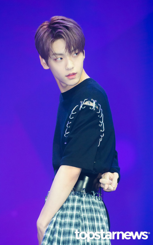 투모로 이미지