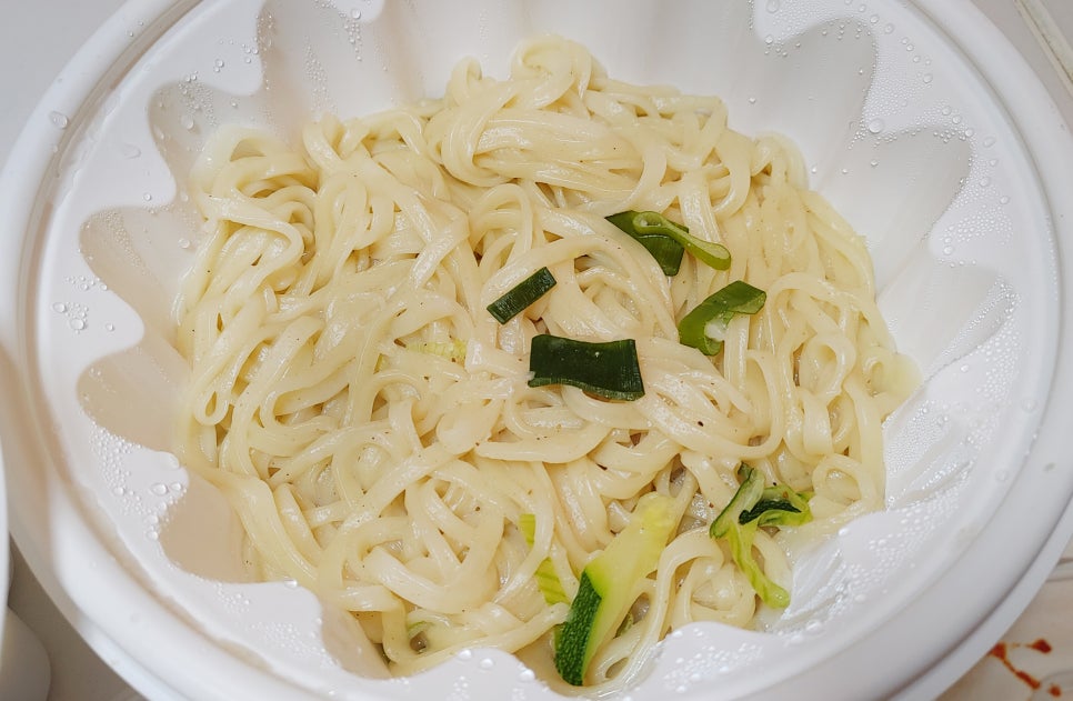 포항닭칼국수 이미지