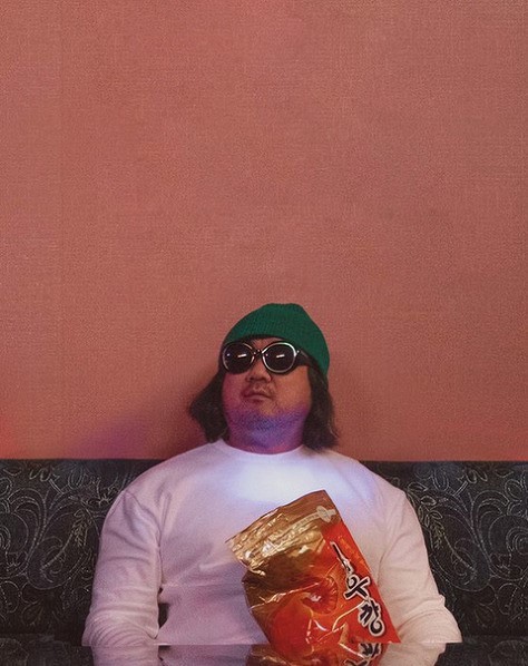 일루스터테이블 이미지