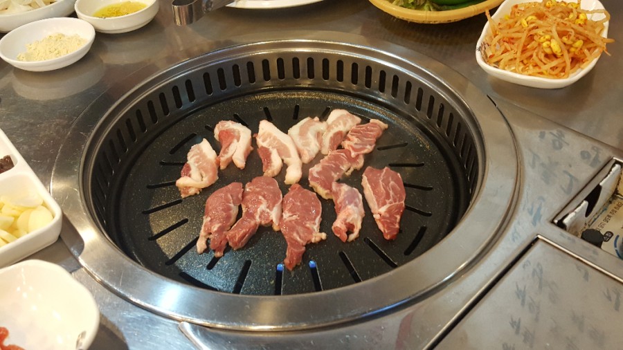 김해삼백뒷고기 이미지
