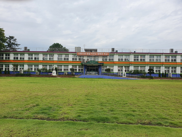 서수초등학교 이미지