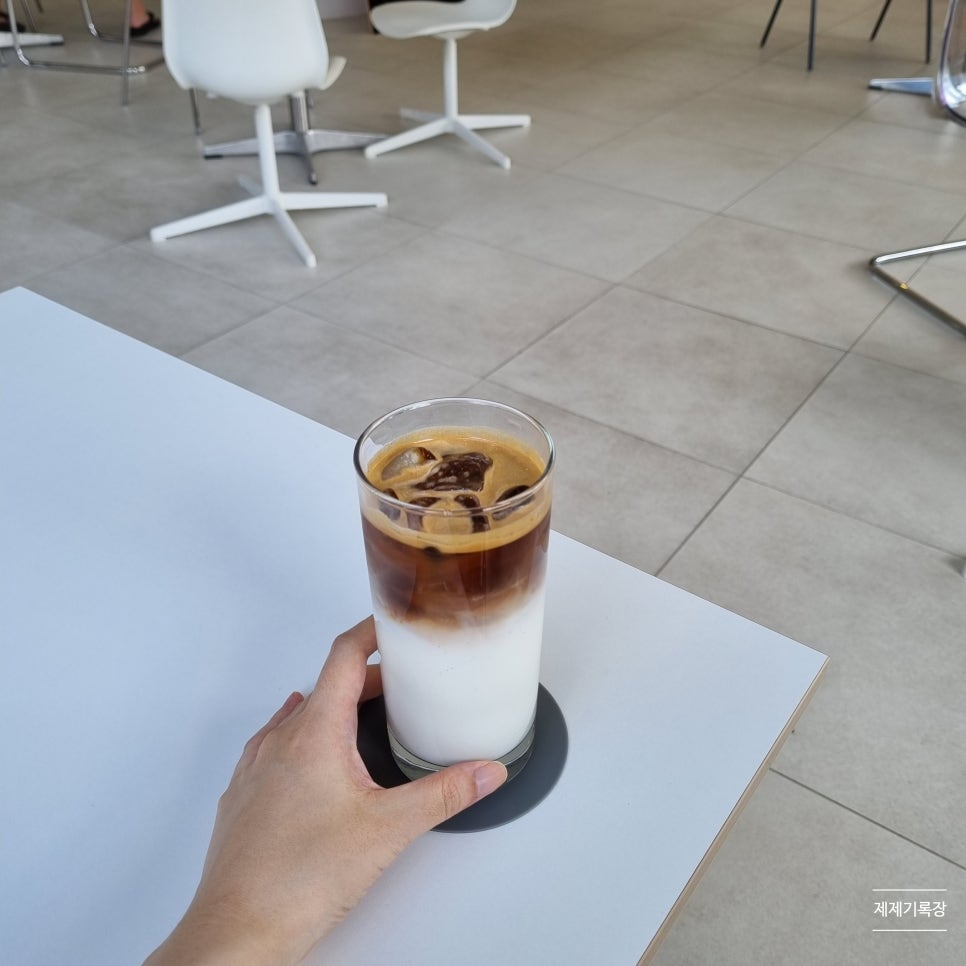 리프커피 이미지