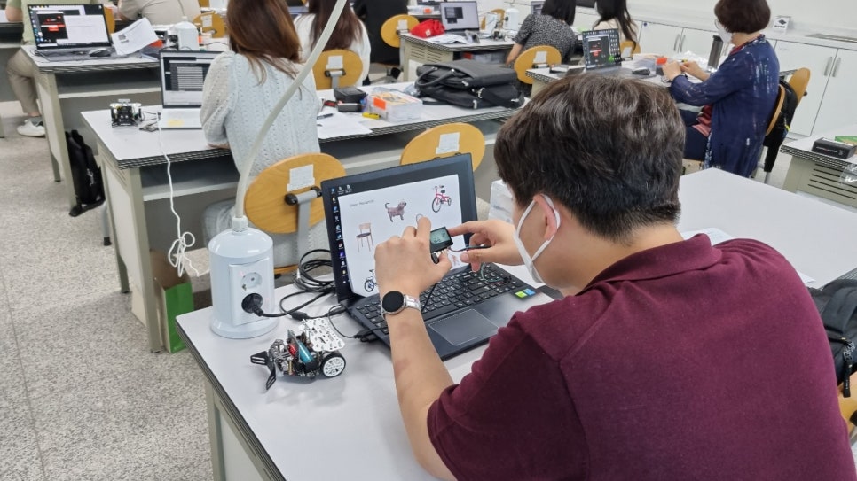SW창의융합연구소 이미지