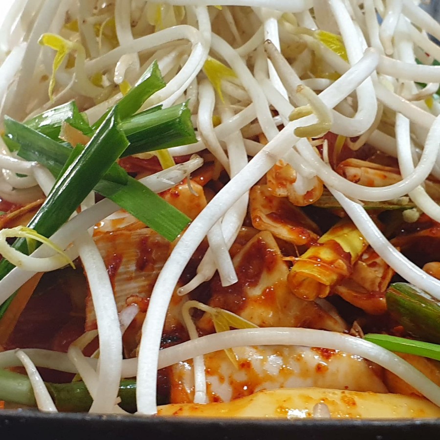 푸짐한 식당 이미지