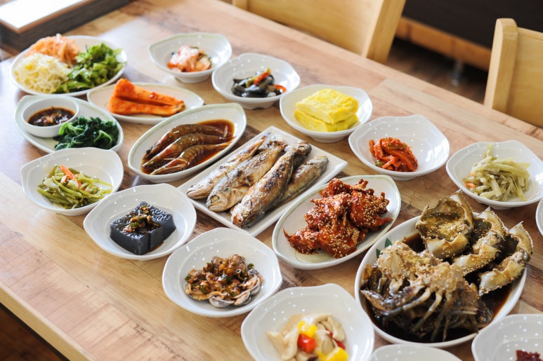 토우영양돌솥밥 이미지