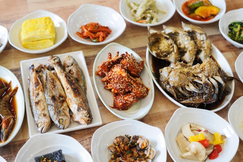 토우영양돌솥밥 이미지
