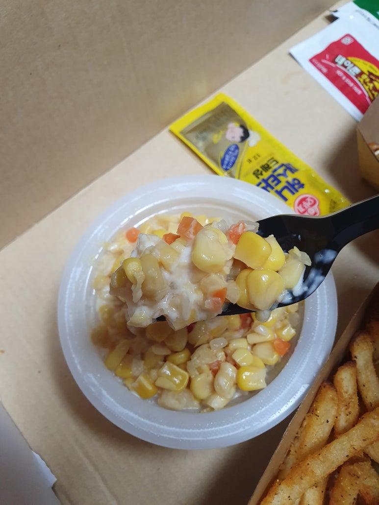 톡톡치킨피자 이미지