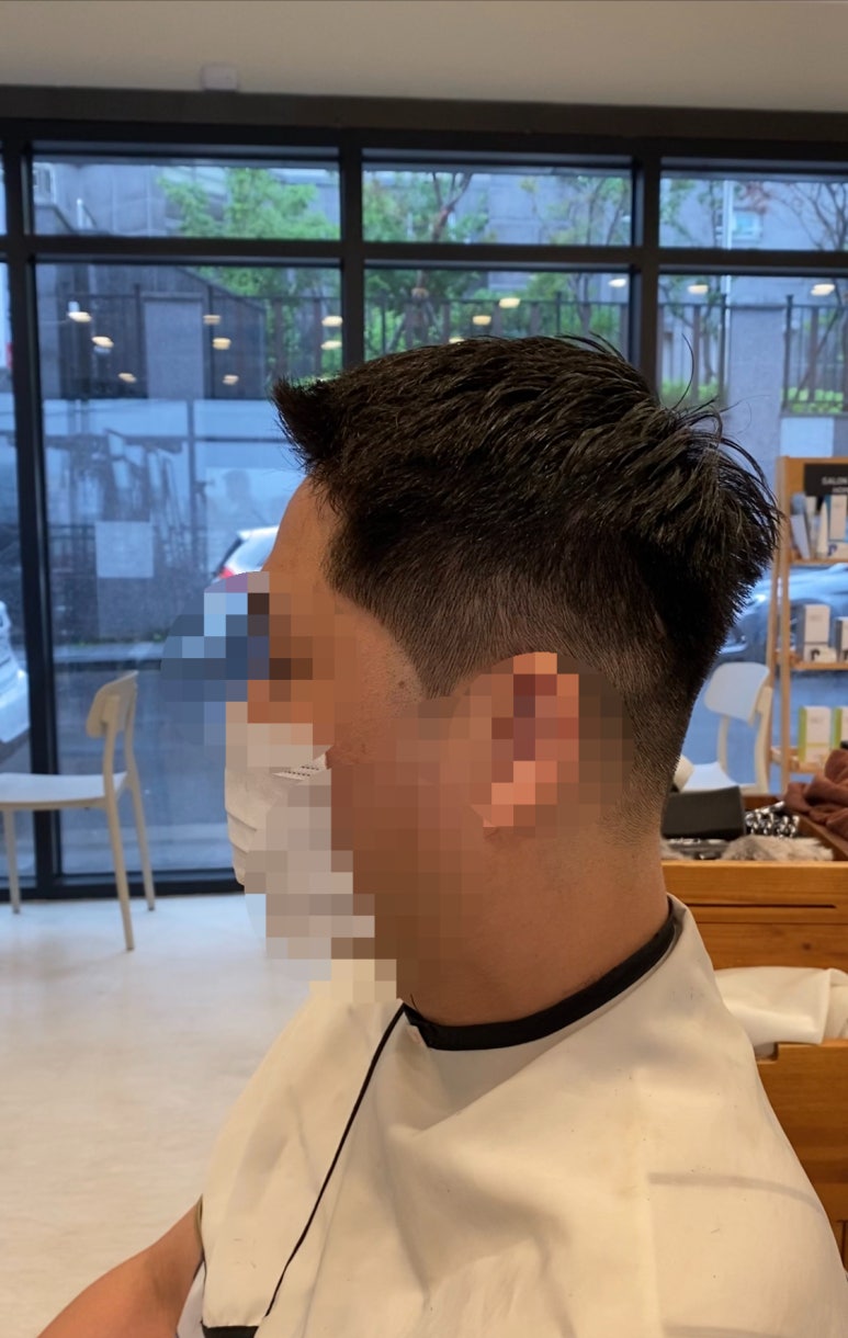 사월헤어살롱 이미지