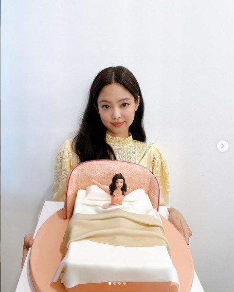제니아웃 이미지